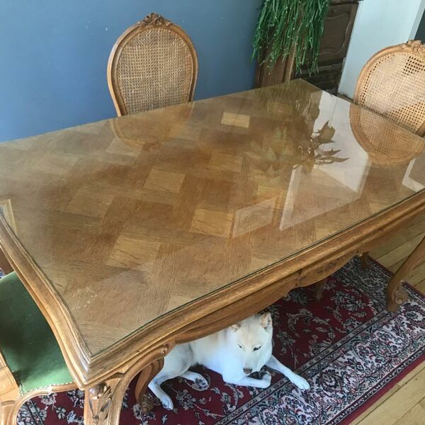 Plateau de table en verre pour protéger les plateau de table en bois par Miroiterie du Rhône